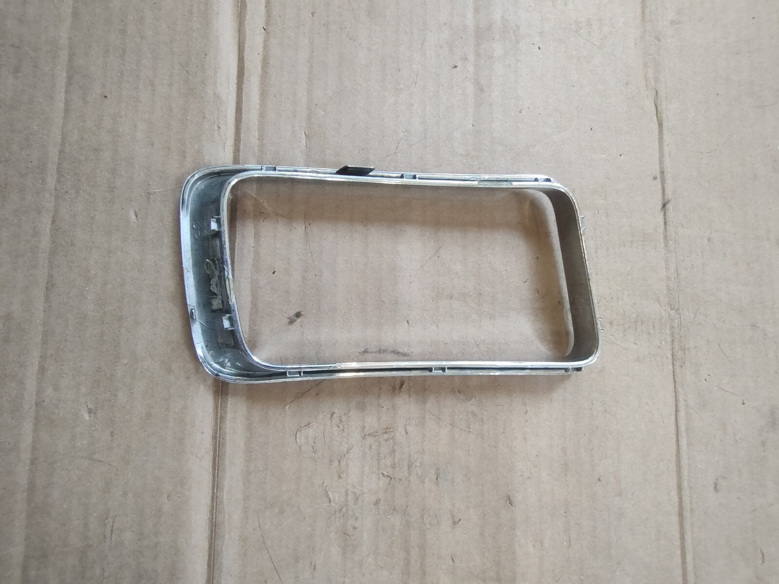 2013-2019 JEEP GRAND CHEROKEE CHROME GRILL GRILLE BEZEL 68143134AB OEM CL3