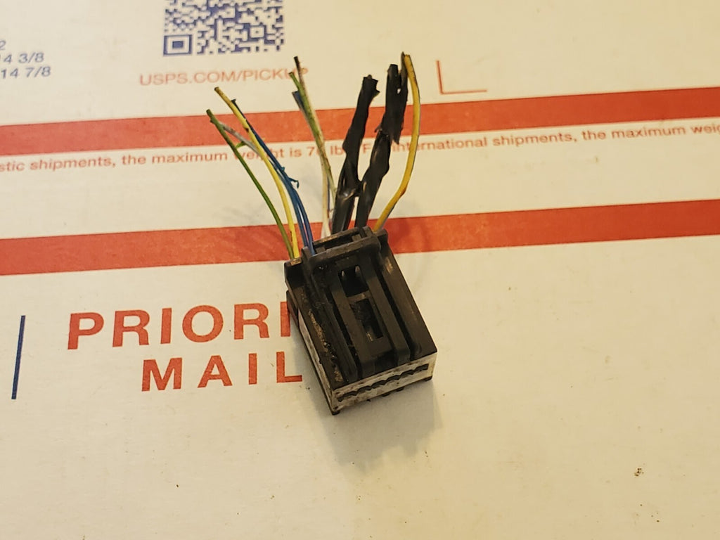 Chrysler Dodge Unkown Make / Model Wiring Pigtail 4L2