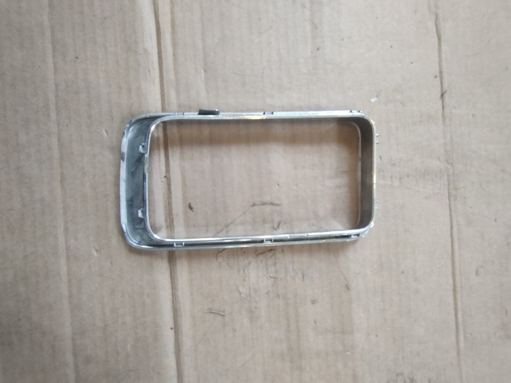 2015-2016 Jeep Grand Cherokee Insert Grille Surround Trim Bezel 68143133AB CL3