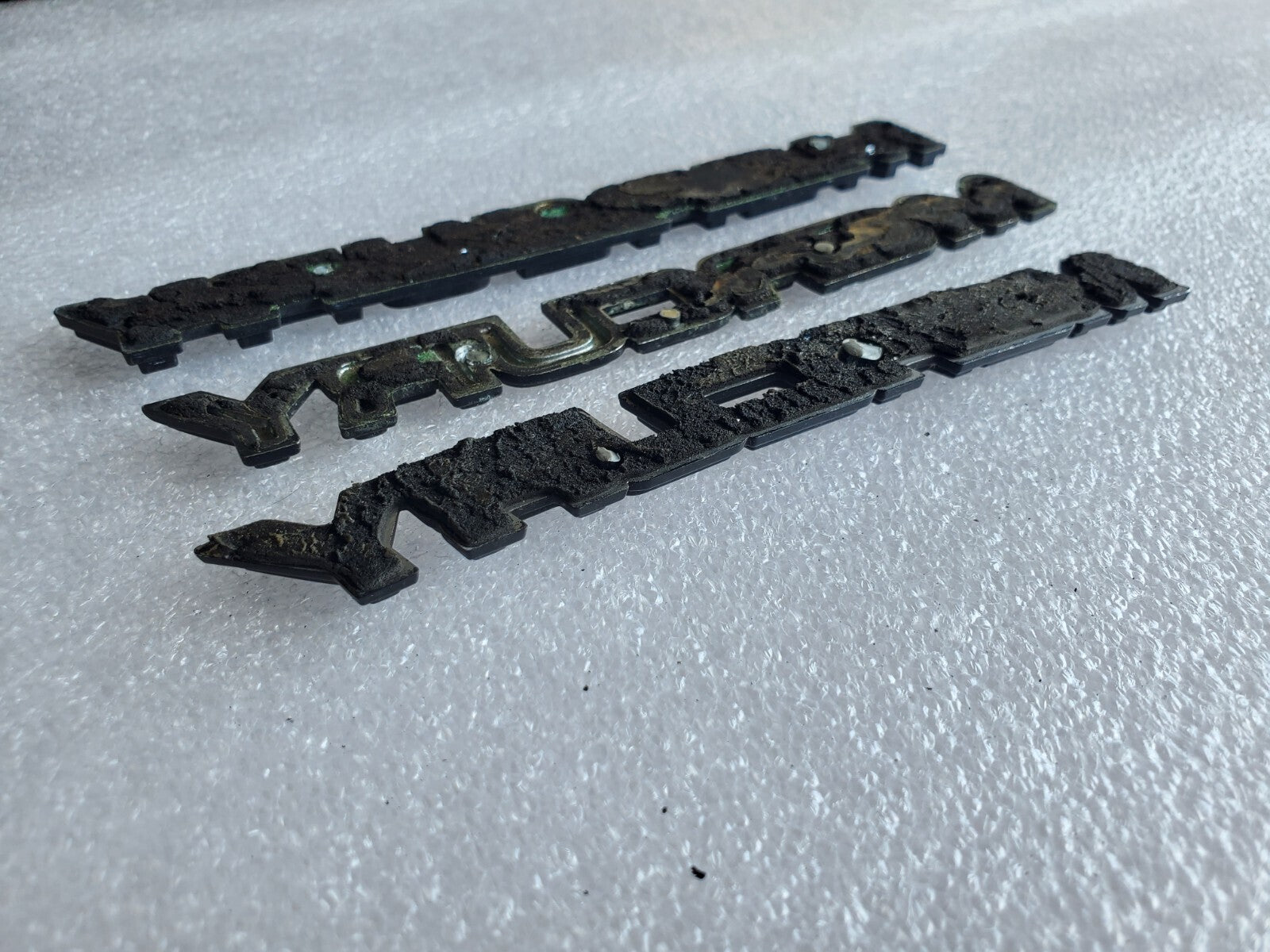 (3) MERCURY REAR GATE LID EMBLEM LOGO BADGE SYMBOL OEM NAMEPLATE VNTG