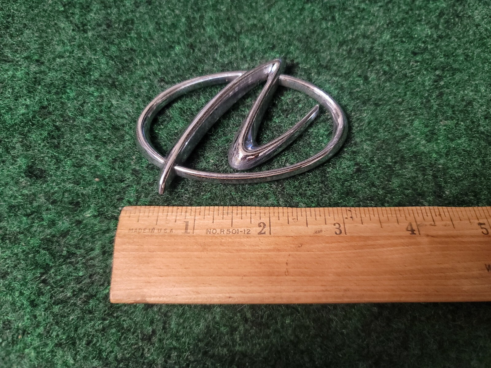 OEM Oldsmobile Aurora 2001 2002 2003 2004 2005 Chrome Emblem Name Plate 3S9