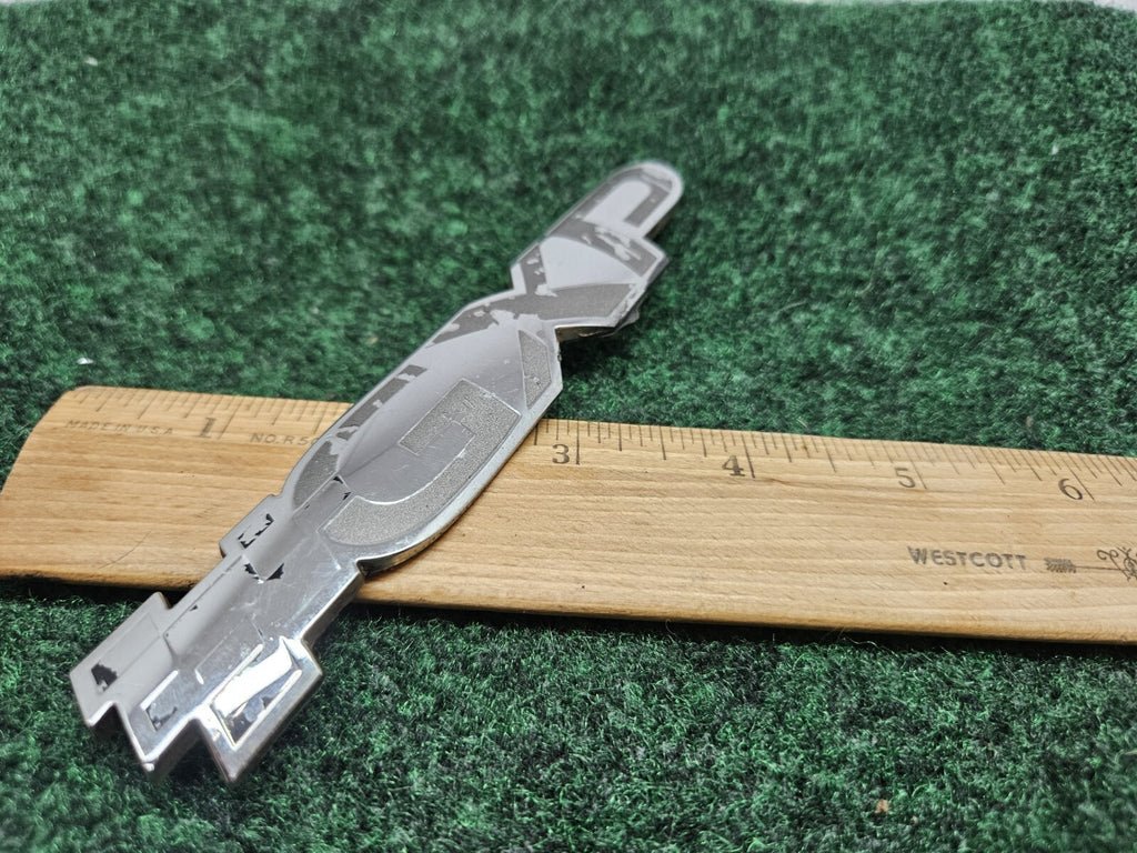 PONTIAC G6 G5 GRAND PRIX GXP EMBLEM LOGO BADGE SYMBOL SIGN NAME USED OEM GL1
