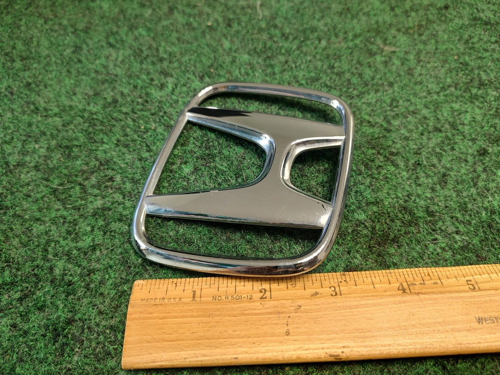 2005-2010 HONDA ODYSSEY REAR LIFTGATE EMBLEM LOGO SYMBOL 75701-SHJ-A000 OEM 1S7