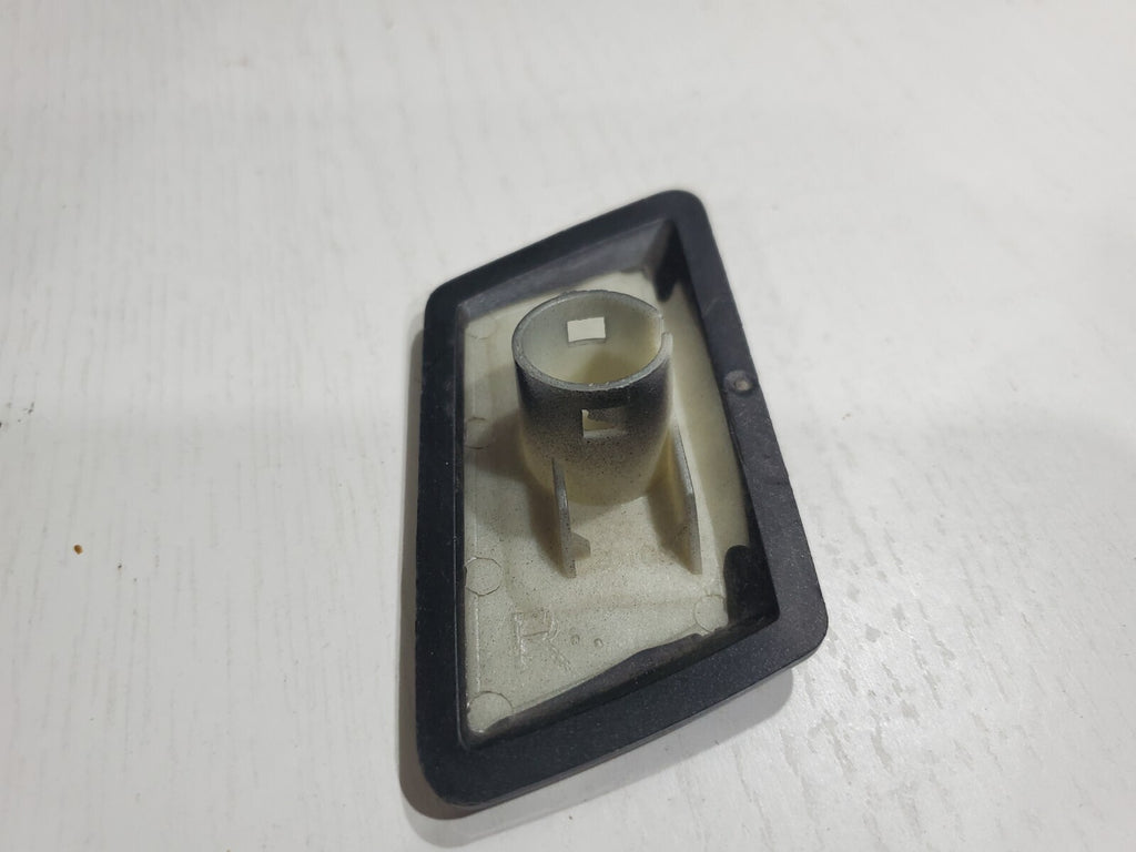 04-09 Cadillac SRX Bumper Headlight Washer Plug Cap Cover RH OEM 6L4