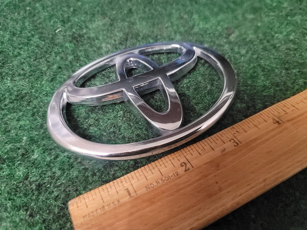 Toyota Chrome Emblem Logo Symbol Name Plate Unknown Model 4" 3S9