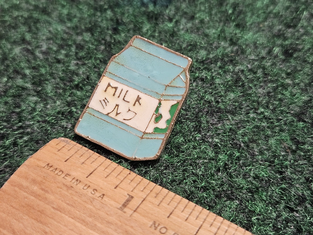 Colorful 1" Enamel Green Milk Container Pin for Lapel Pack Hat w Pin Back