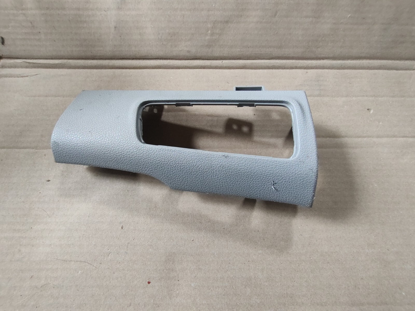 2019 - 2021 Hyundai Tucson Dash Left Switch Trim Cover 84781-D3000 OEM EL6
