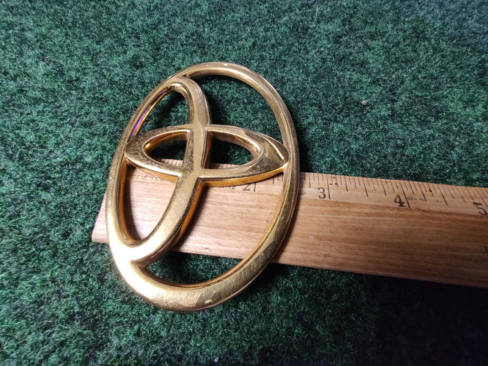 Toyota 1997-2001 Camry Gold Rear Trunk Emblem Badge Logo Name 75441-AA040 2M4