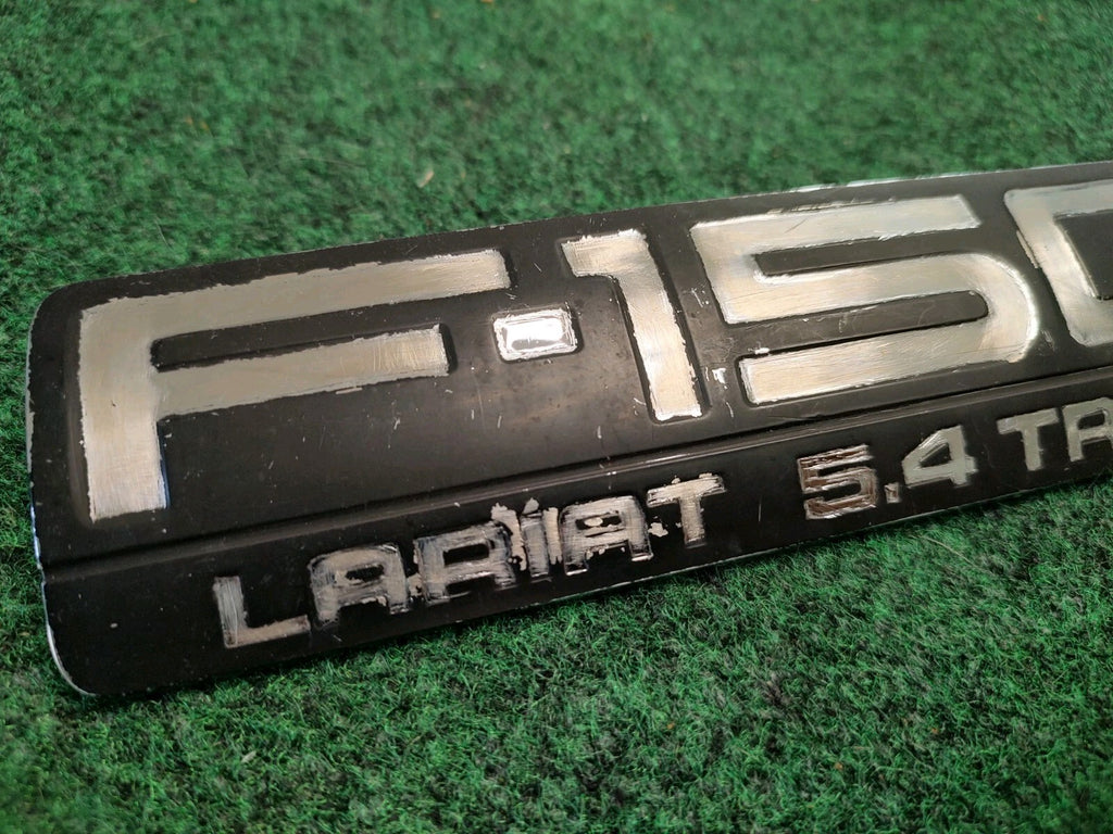 FORD OEM F-150 Front Fender  Emblem Badge Nameplate LARIAT 5.4 Triton 3M1