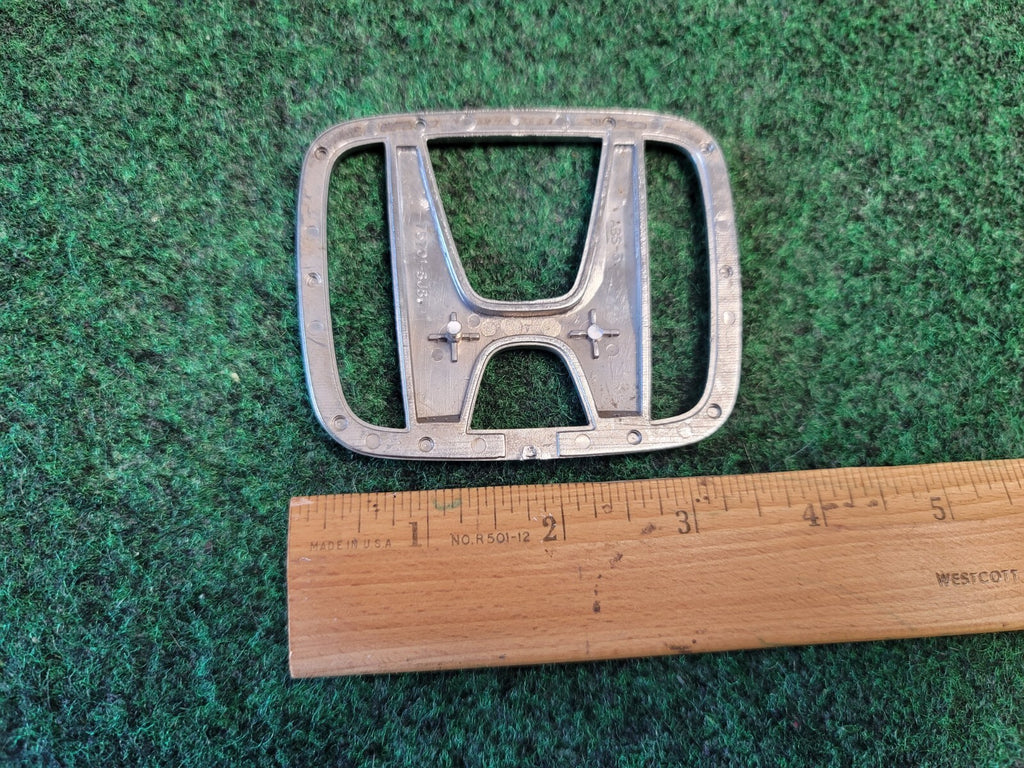 2000 2001 2002 2003 2004 Honda Odyssey Rear Trunk Lid Badge Emblem 75701-SJ8 1M5