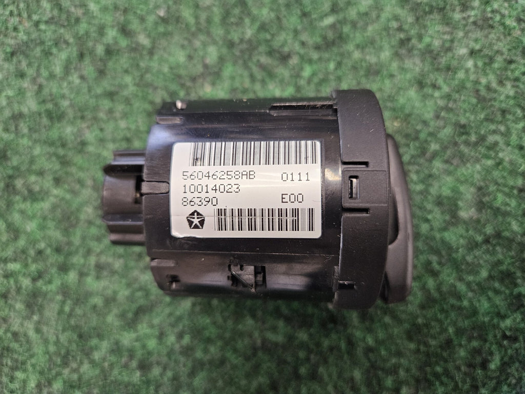2011-2016 CHRYSLER TOWN & COUNTRY AUTO HEADLIGHT CONTROL SWITCH 56046258AB 6M2