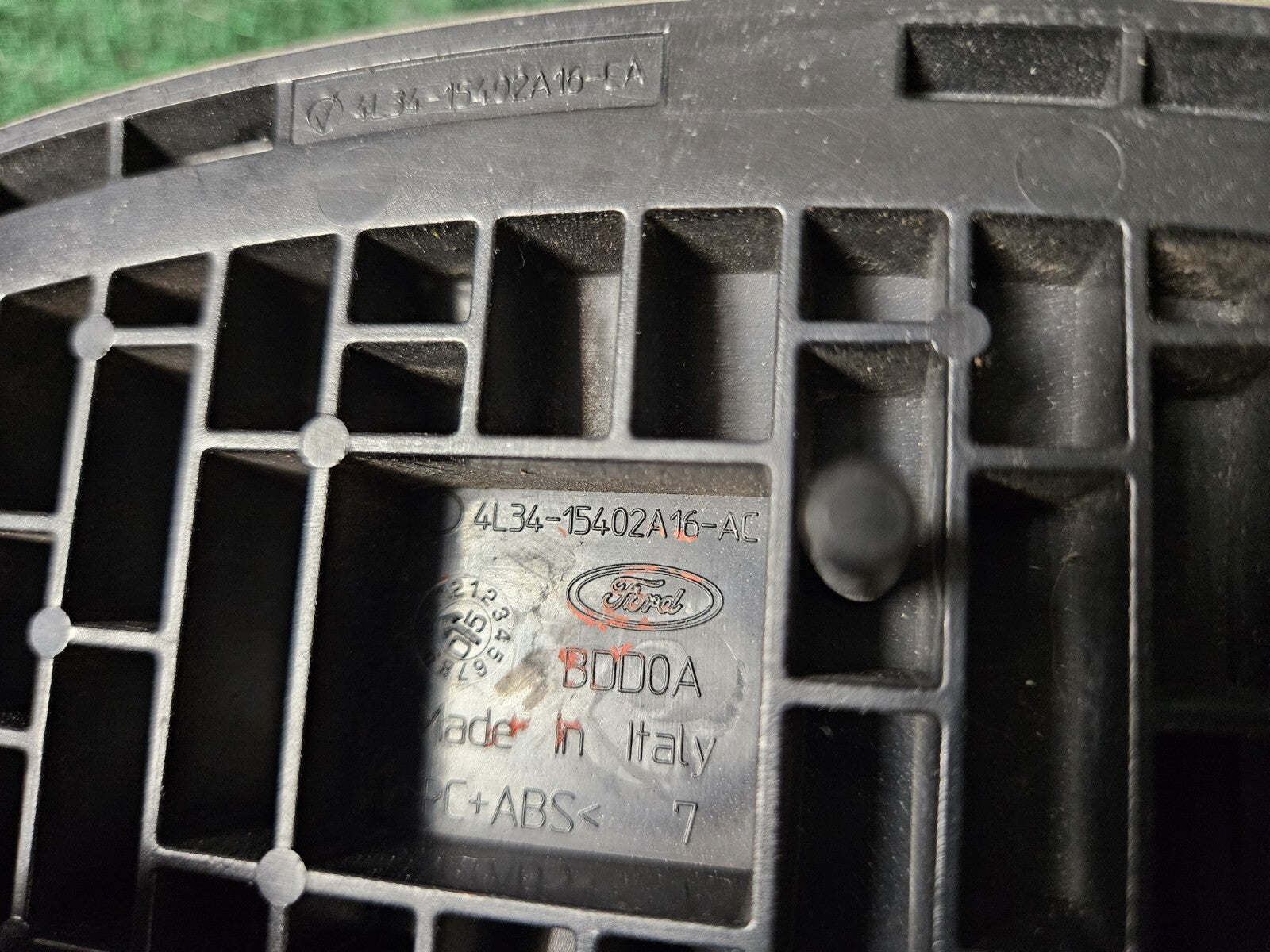 Ford Front Grille Emblem OEM 4L34-15402A16-AB 4L34-15402A16-BA Oval Badge 9" 4M7