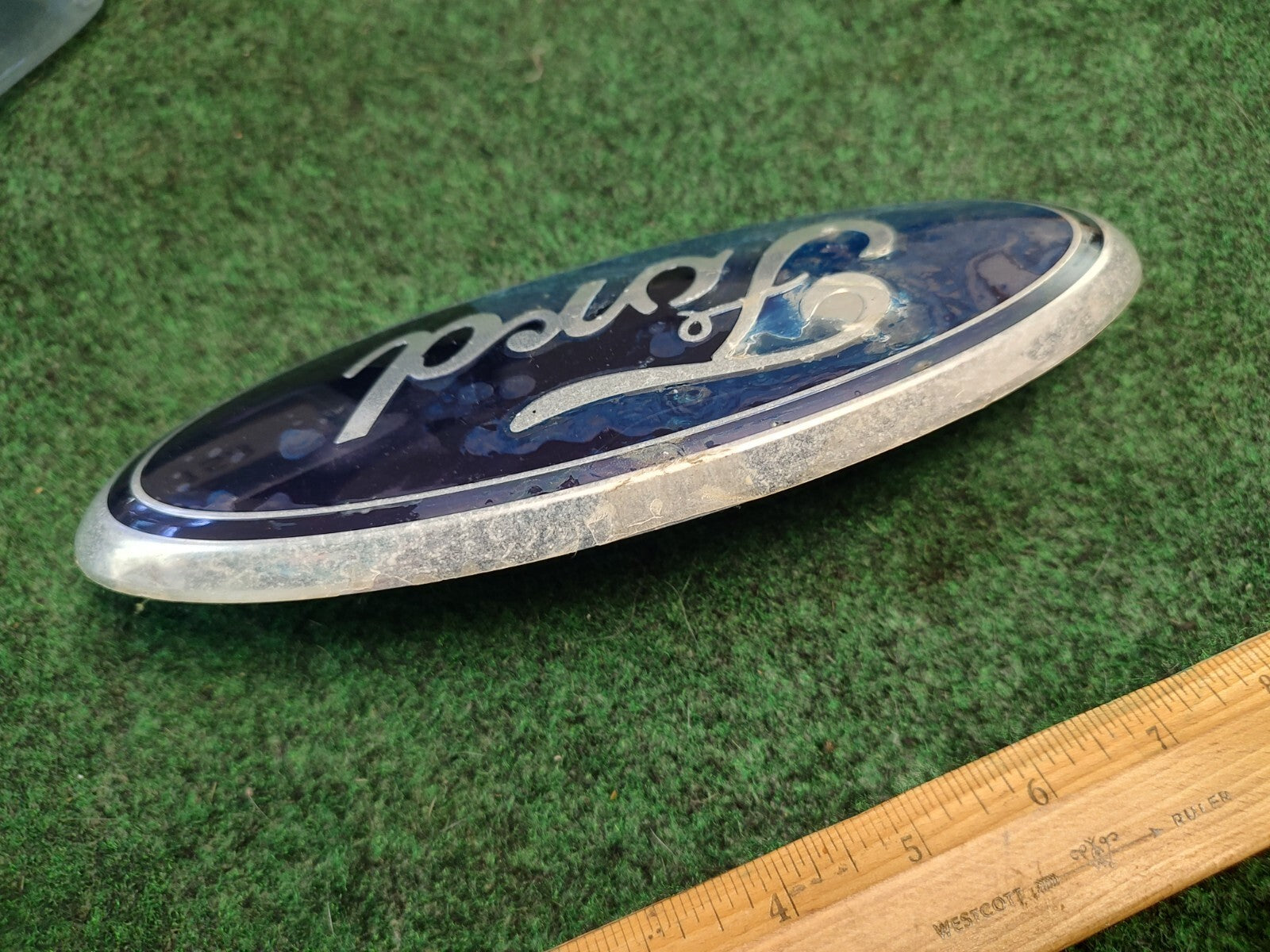 2004 2005 2006 2007 2008 Ford F-150 Front Grille Emblem Ornament 9" Oval 1S8