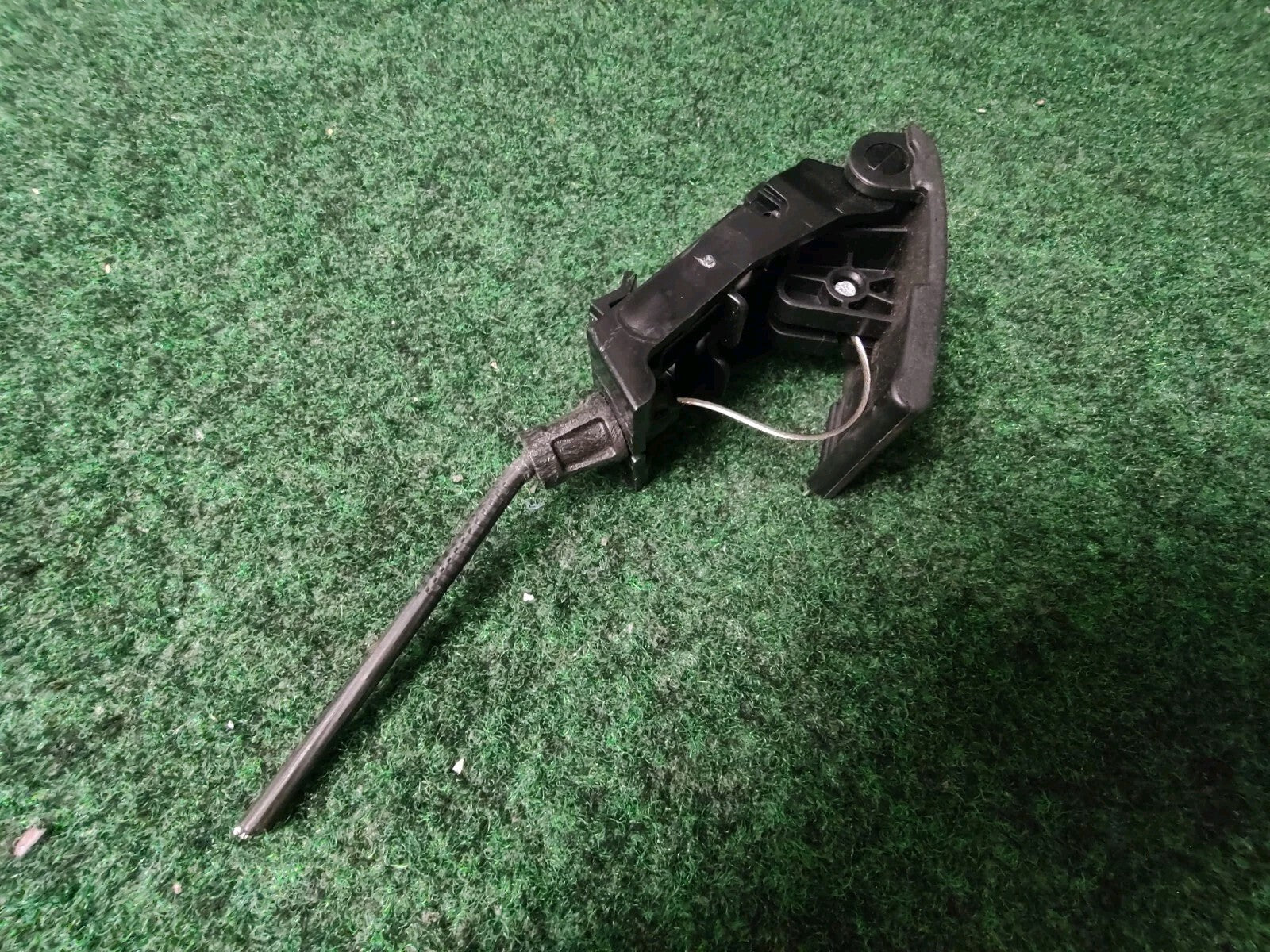 2014-2016 JEEP GRAND CHEROKEE INTERIOR HOOD RELEASE LATCH HANDLE LEVER Pull 1S6