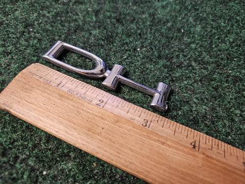 00 01 02 03 04 05 CADILLAC DEVILLE DHS REAR EMBLEM LOGO BADGE SYMBOL OEM 4M8
