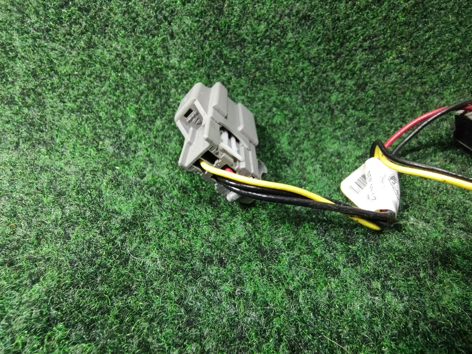 2013-2016 Ford Fusion RIGHT LEFT SIDE INNER TAILLIGHT LIGHT HARNESS WIRE 6S8
