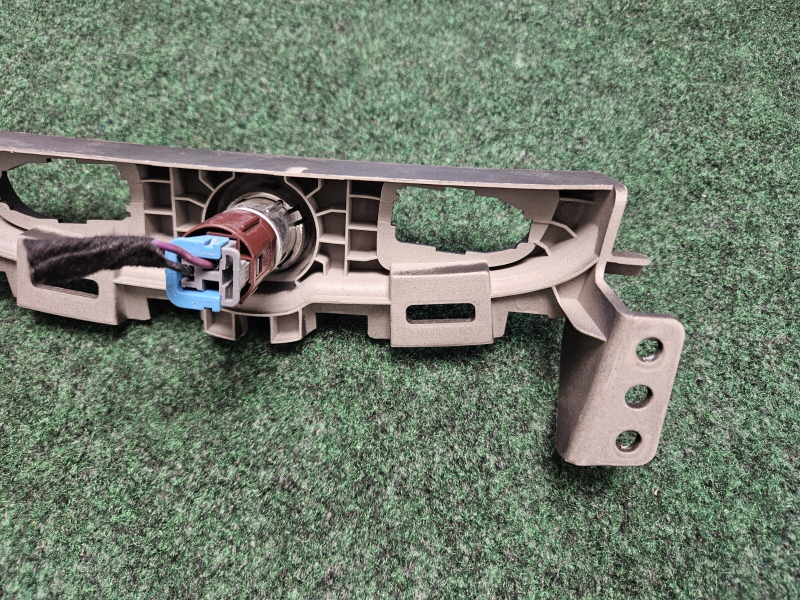2013-2015 Chevy Malibu Dash Emergency Hazard & Traction Switch Trim Only OEM 6M2