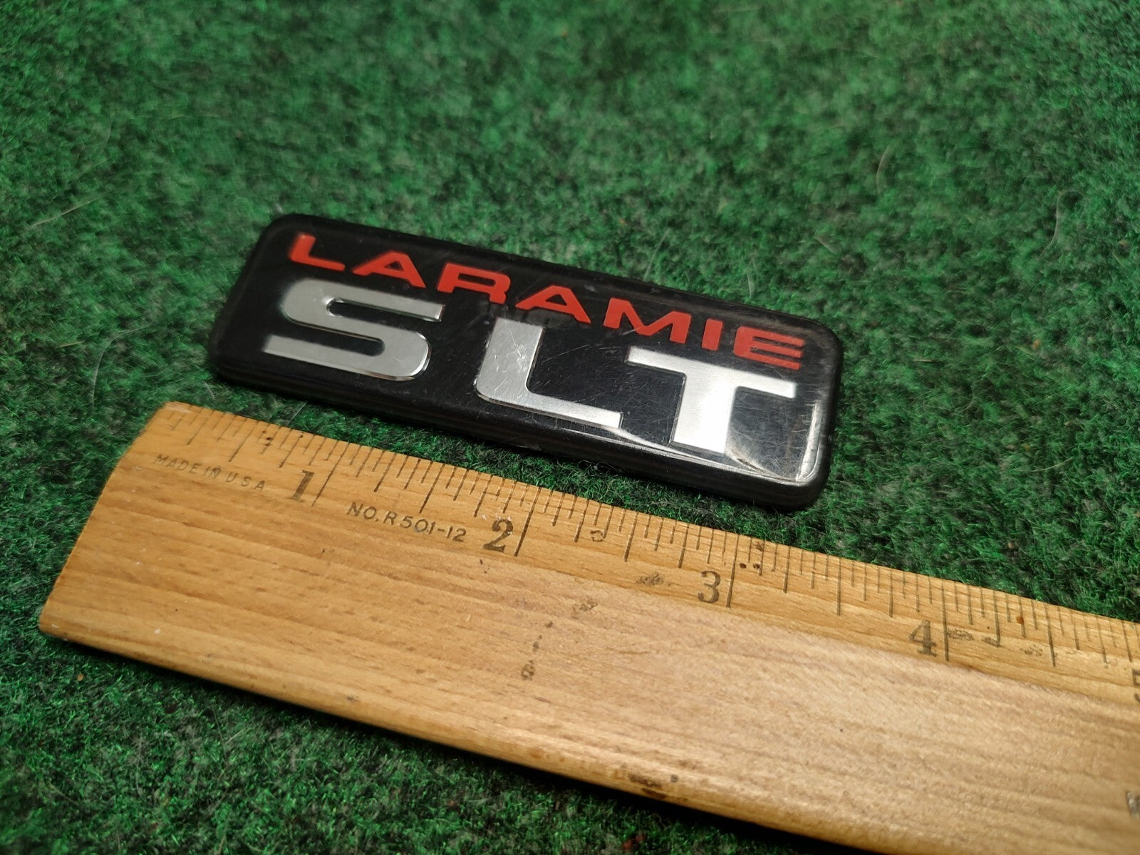 94 95 96 97 98 99 00 01 DODGE RAM SLT LARAMIE SIDE EMBLEM LOGO BADGE 3S6