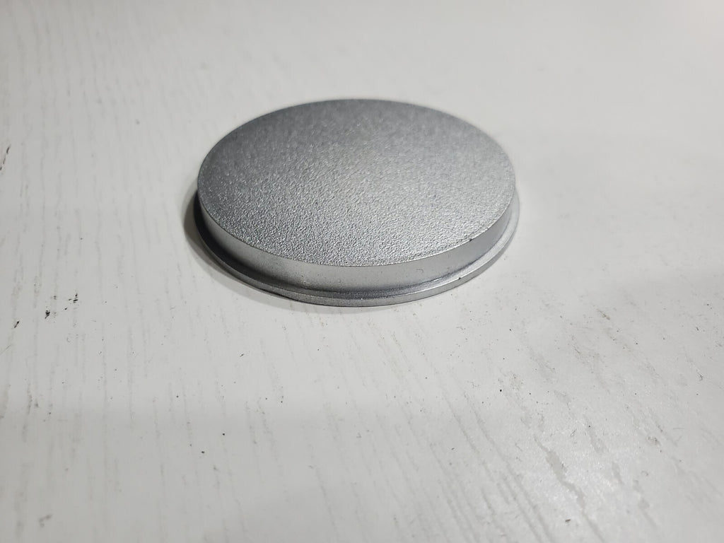 Genuine Mitsubishi Center Cap MR589673 MR 301945 OEM 6L3