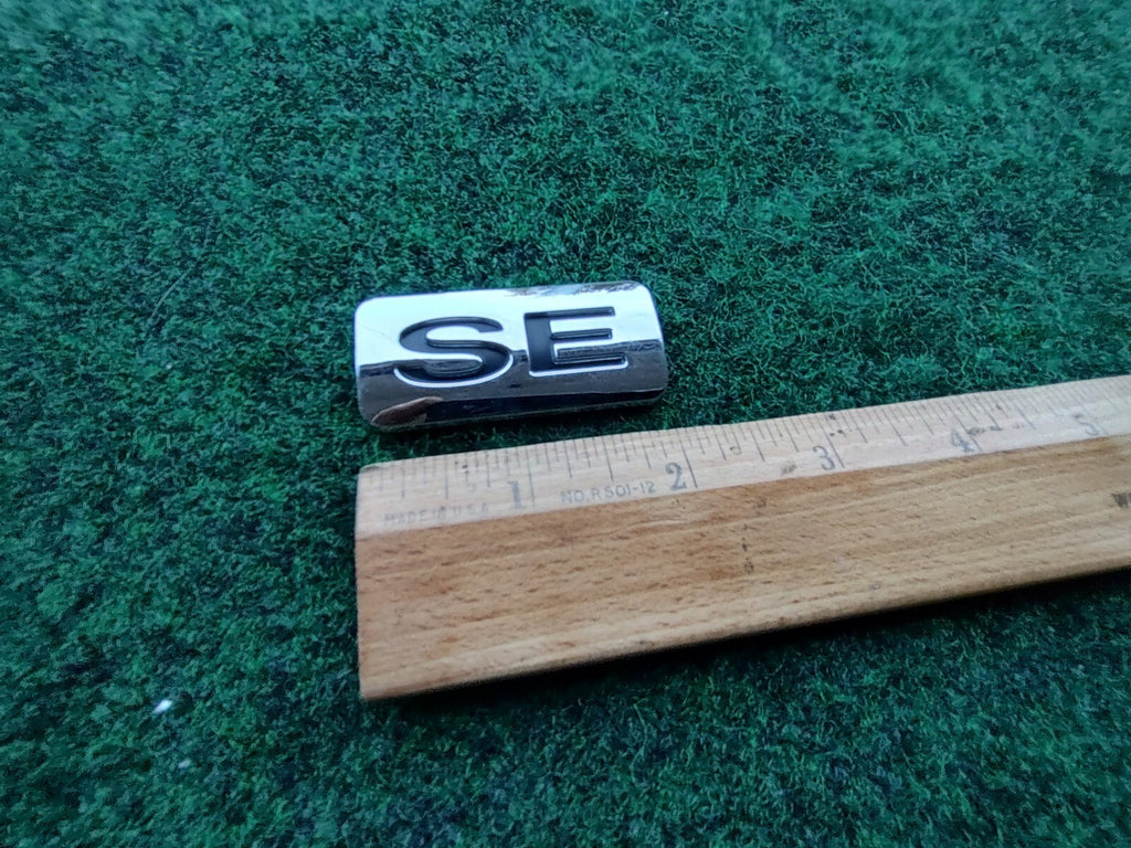 Ford SE Chrome & Black Plastic 2" Emblem Badge Logo Name Plate Nameplate OEM 5S3