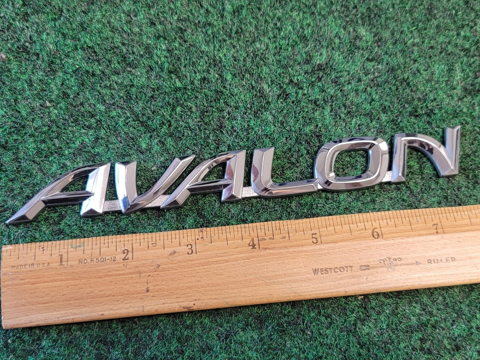 2000-2004 Toyota Avalon Rear Trunk Lid Tailgate Emblem 75442AC030 OEM 1M6