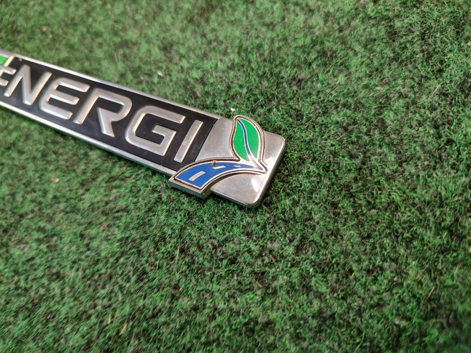 12 13 14 15 16 17 18 19 FORD ENERGI REAR TRUNK EMBLEM LOGO BADGE SIGN Name 1S4