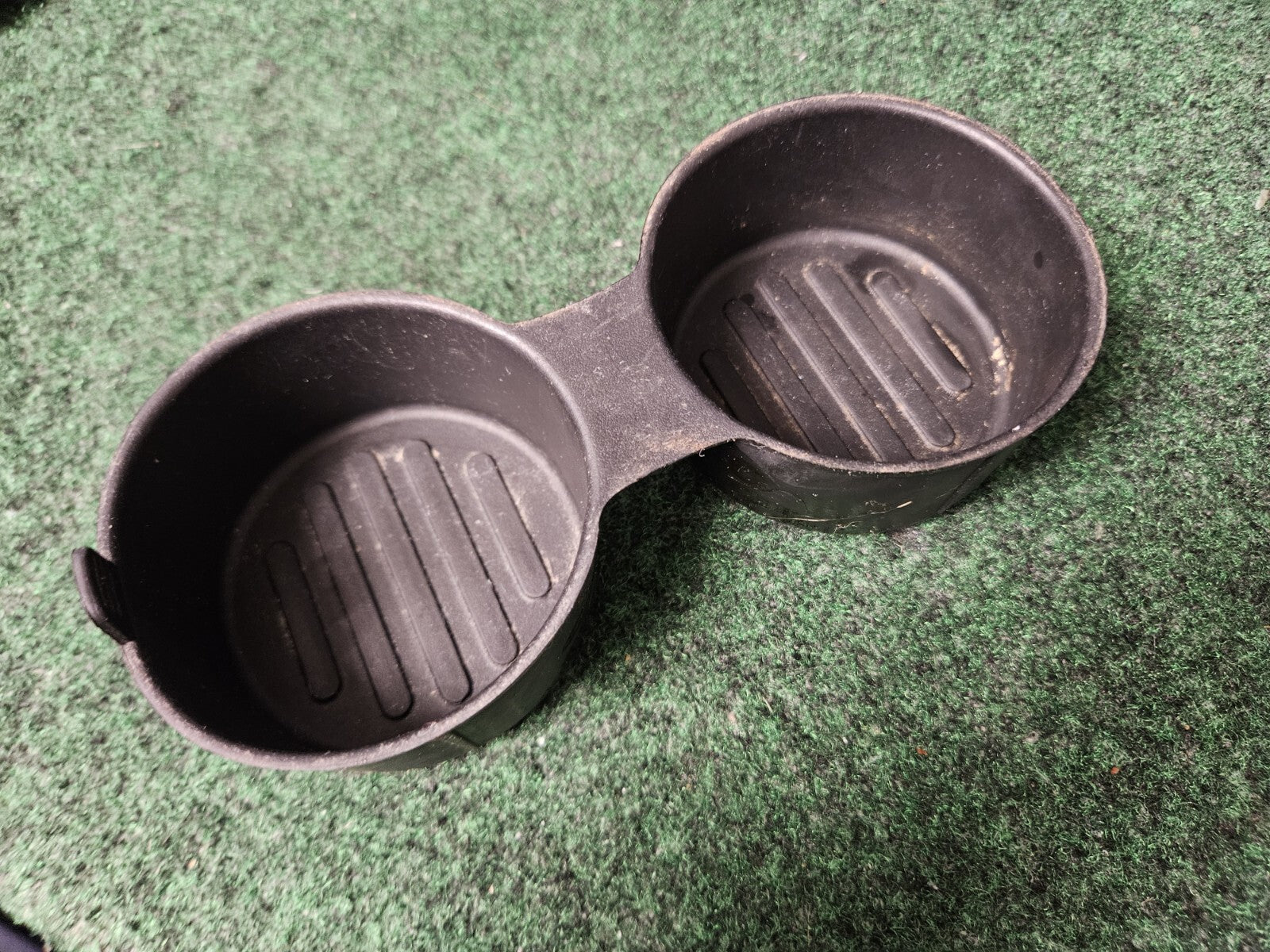 2006-2012 Ford Fusion Milan Cup Holder Insert Liner Rubber Mat 6E53-54046B94 4M7