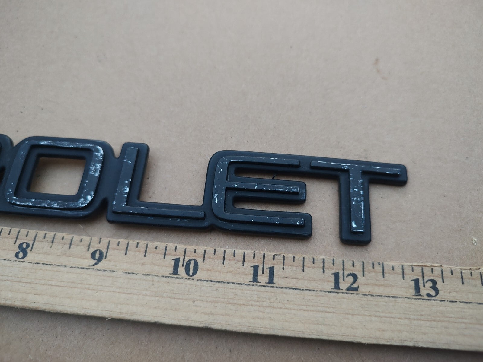 15998983 Rear Emblem Badge 92-07 Chevrolet Silverado Blazer Tahoe 13" OEM EL7