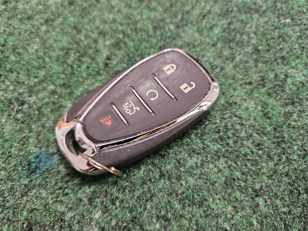 OEM Chevrolet Malibu Cruz Camaro Smart Key Fob w/ 5 Buttons Used Key Cut 7S5