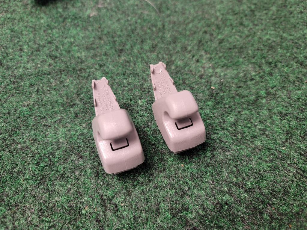 2014-2019 CADILLAC ELR ATS CTS SUN VISOR SUPPORT CLIP HOLDER HOOK OEM 15824912