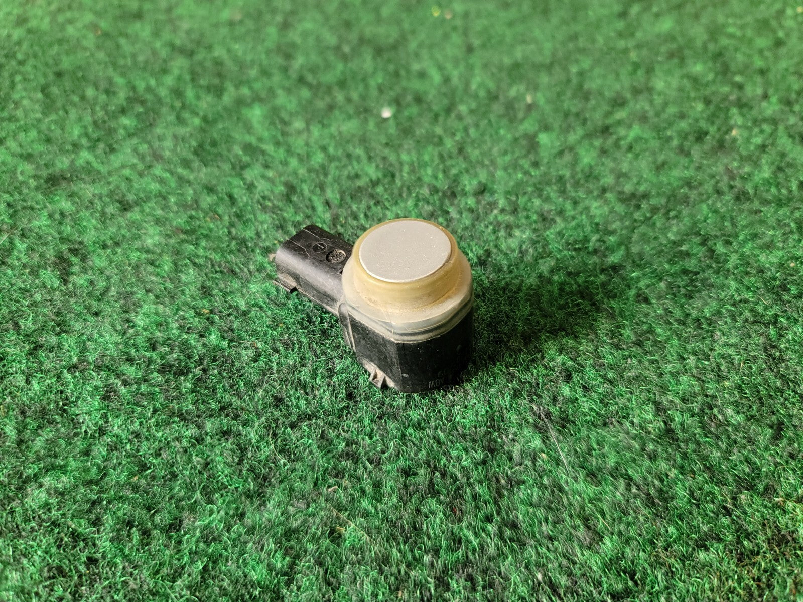 2011-2013 Lincoln Navigator Parking Sensor 8A53-15K859-ABW OEM 10L1