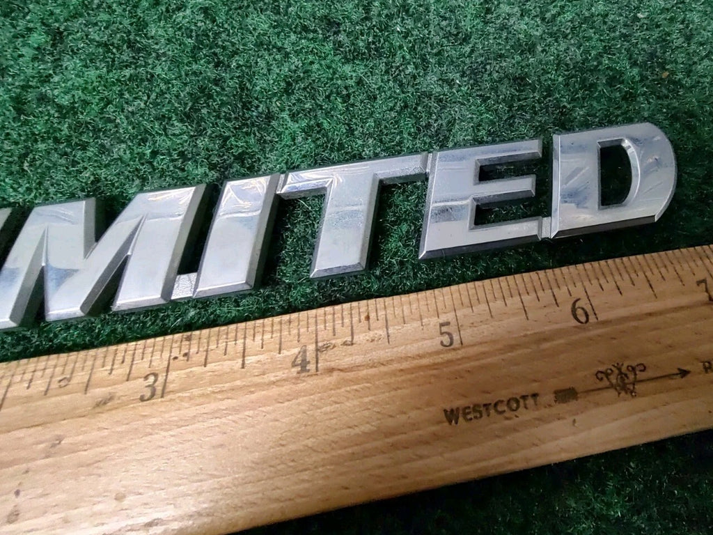 TOYOTA LIMITED CHROME SIDE EMBLEM LOGO BADGE SIGN SYMBOL USED OEM 8L9