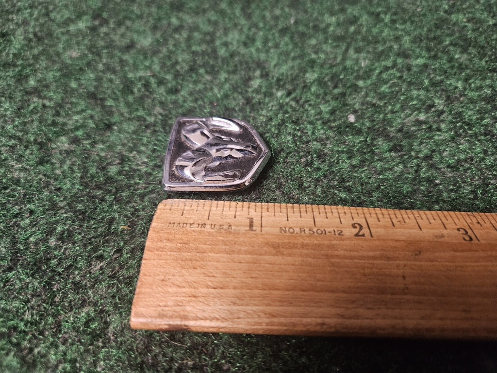 DODGE STEERING WHEEL EMBLEM RAM 1500 2500 CHARGER OEM DURANGO CARAVAN 3L2