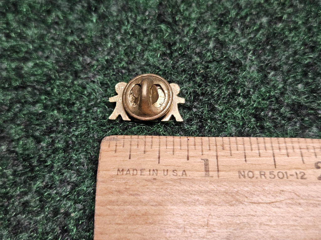 Vintage Lapel United Way US Union Made Pin Brooch Gold Tone Pin