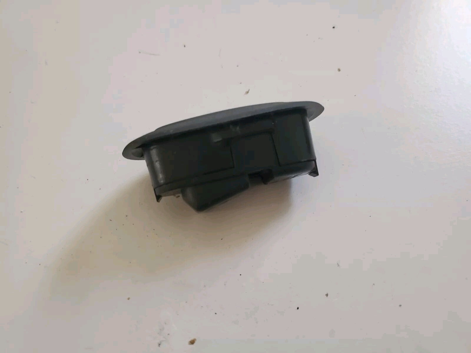2011-2021 JEEP GRAND CHEROKEE ROOF HEADLINER RH OR LEFT SIDE COAT HOOK OEM 5L6