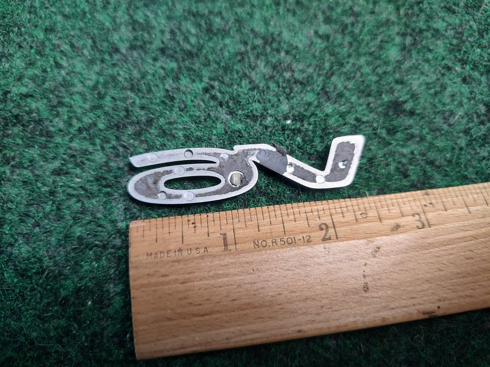 2004-2006 Toyota Solara V6 Plate Luggage Compt Car Emblem OEM 75444-AA020 2S4