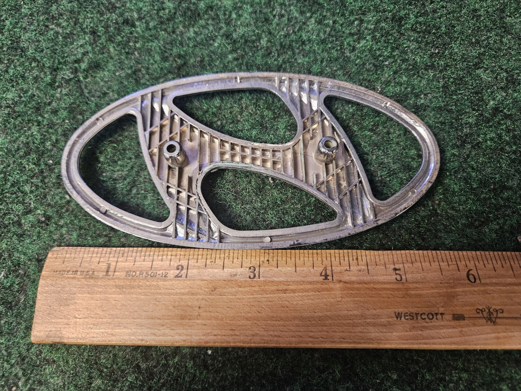 Hyundai Emblem Logo Symbol Badge Chrome OEM Nameplate Name Plate ~5.75" 4M8