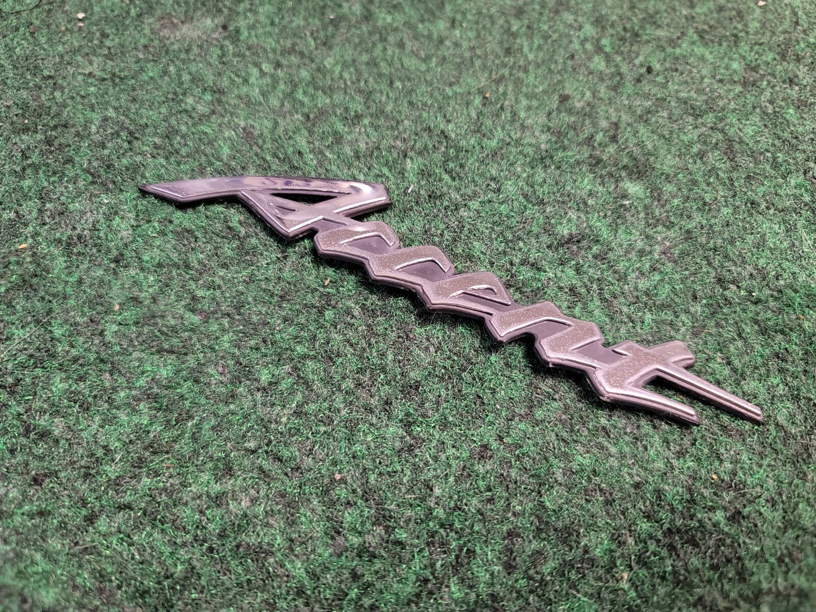 2003 2004 2005 HYUNDAI ACCENT REAR TRUNK LID EMBLEM LOGO BADGE SYMBOL OEM 2M6